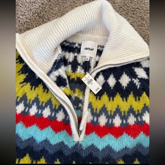 NWT Aerie Fair Isle Half Zip Sweater Wool Blend Cozy Soft Nordic Pattern
Small - Picture 10 of 12